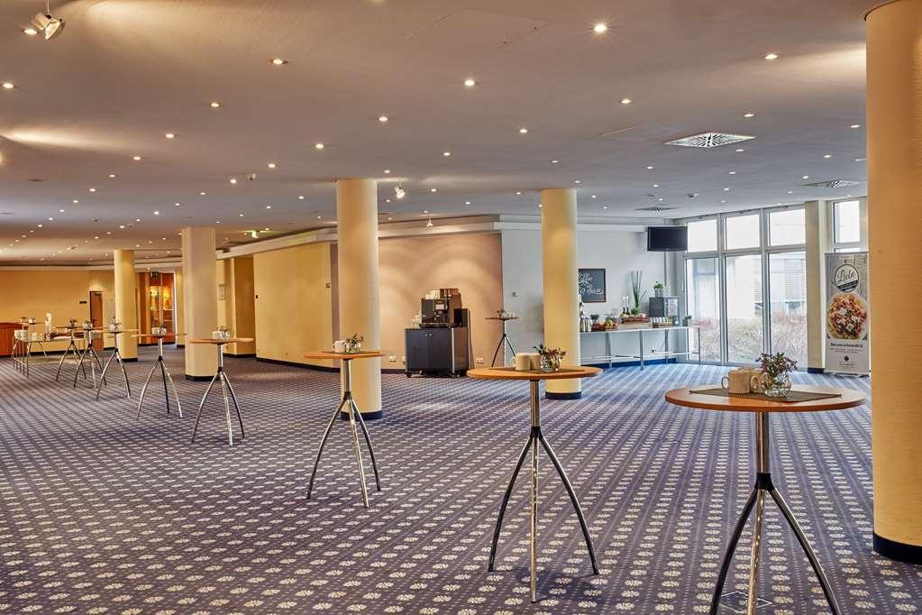 H4 Hotel