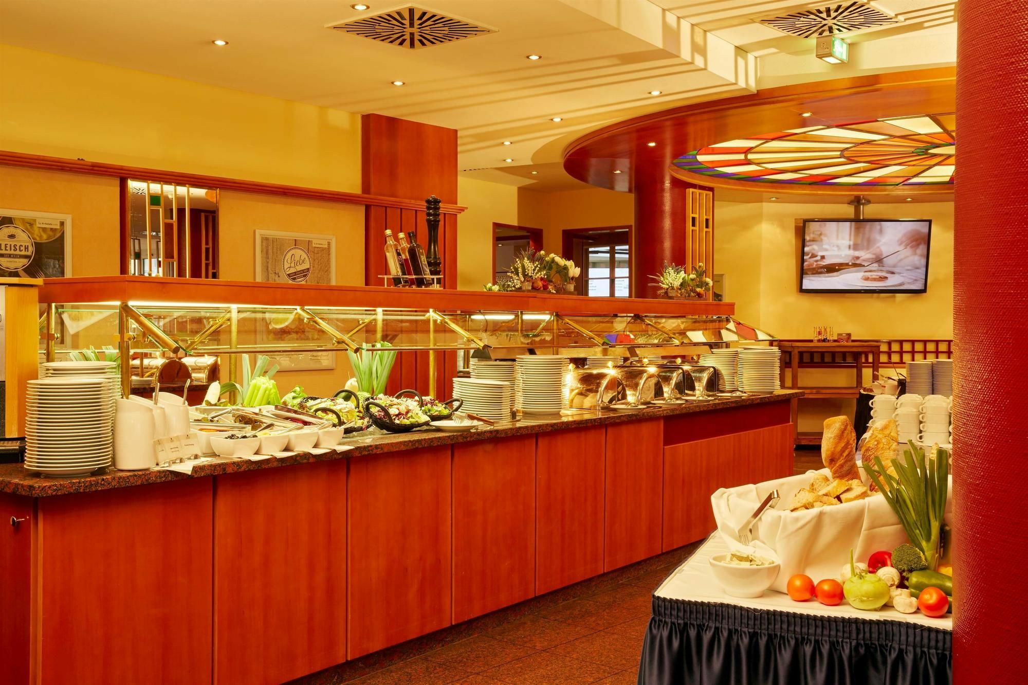 H4 Hotel