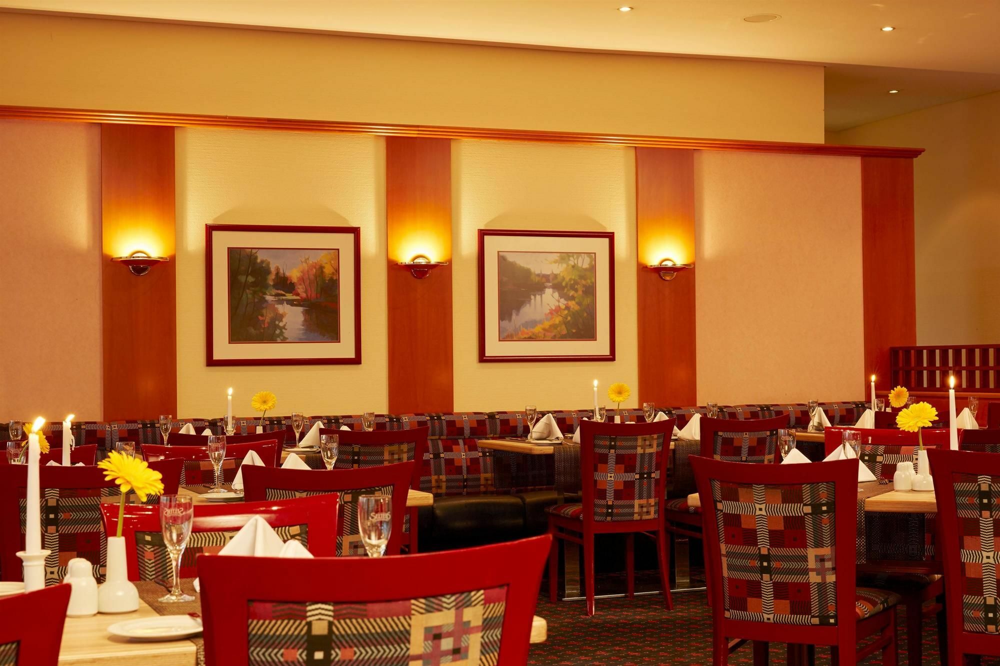 Hotel H4 4*